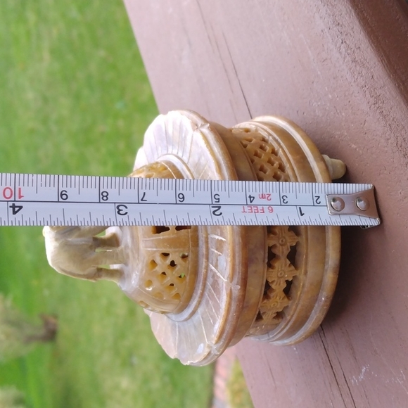 Little Elephant Trinket Box Handcrafted in India - Picture 5 of 5